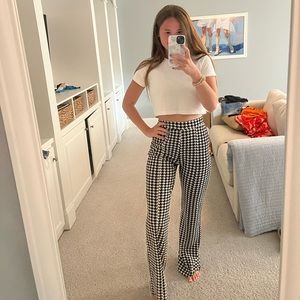 HOUNDSTOOTH BLACK AND WHITE GAMEDAY FLARE LEGGINGS